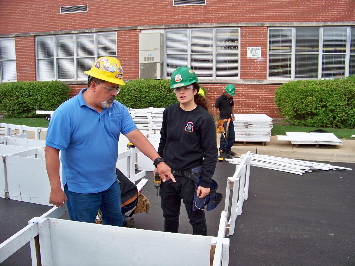 Paul Simon Chicago Job Corps Volunteers