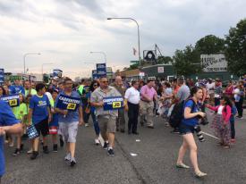 Carpenters rally supporting J.B. Pritzker